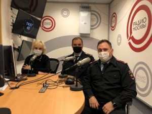 Руководители ОВМ УВД по САО приняли участие в прямом эфире на радио Москвы 