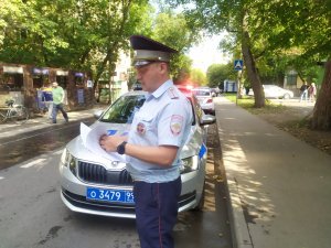 Сотрудники Госавтоинспекции Северного округа Москвы проводят проверки улично-дорожной сети вблизи школ и детских садов 